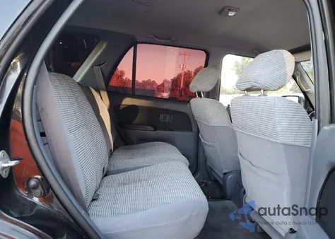 1995 Toyota Hilux Surf z USA, uszkodzony, nr VIN RZN1850019186